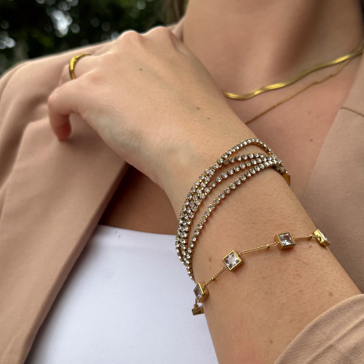 Pulseira 4 Fileiras Cravejada Banhado em Ouro 18k