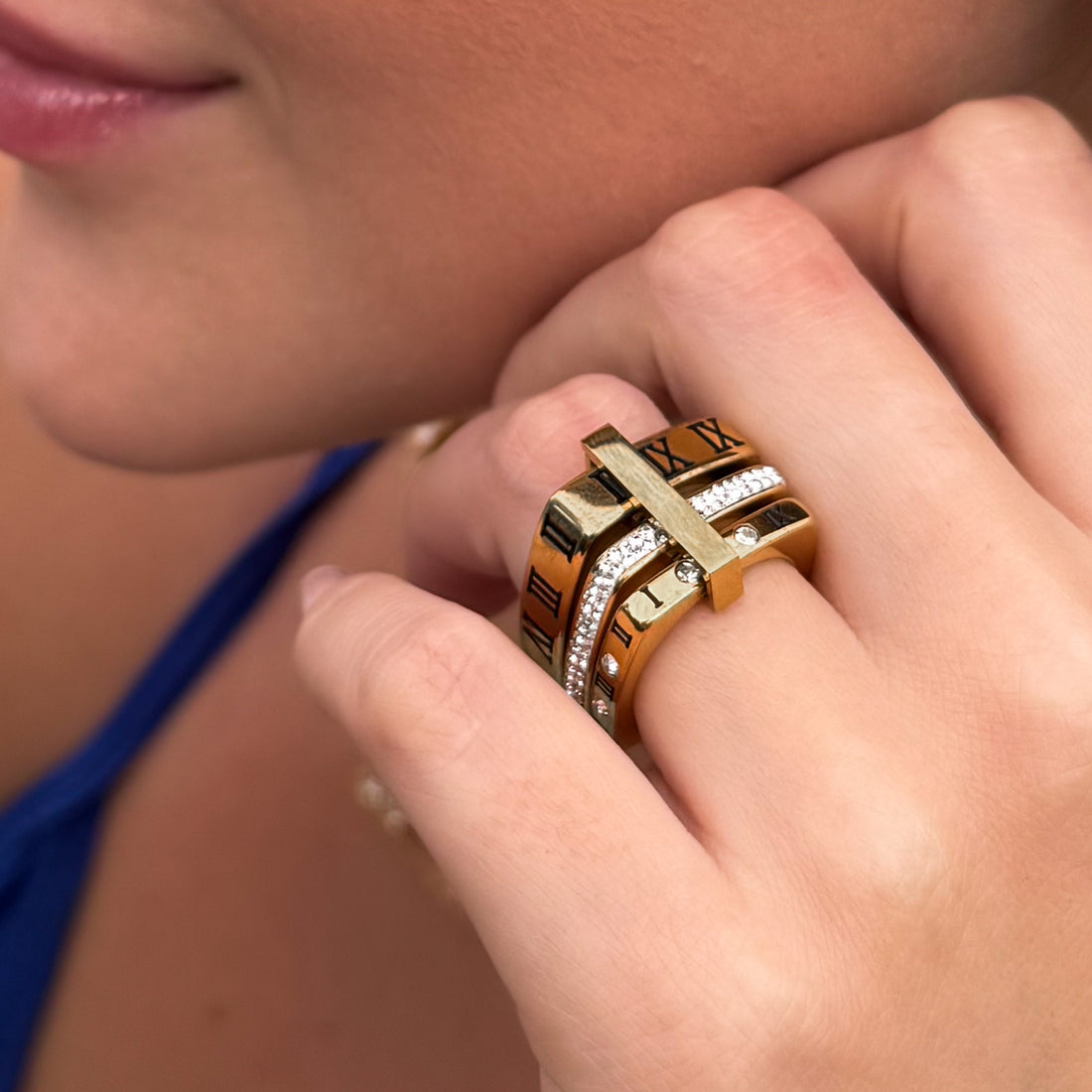 Anel Triplo Romano Luxo Banhado em Ouro 18k