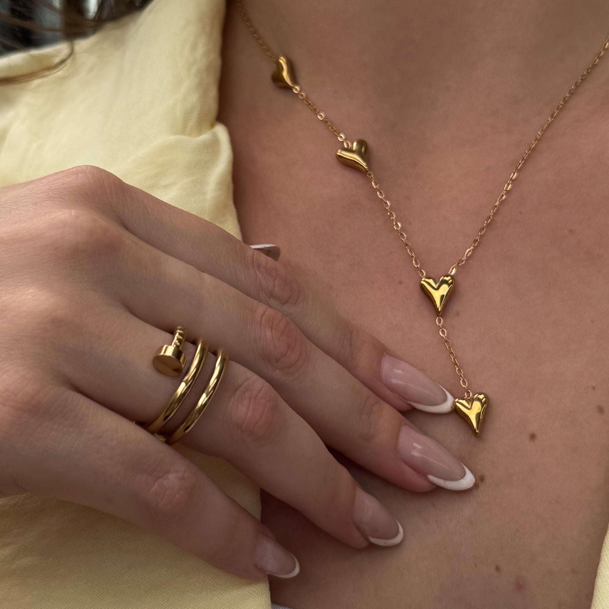 Anel Twister Banhado em Ouro 18k