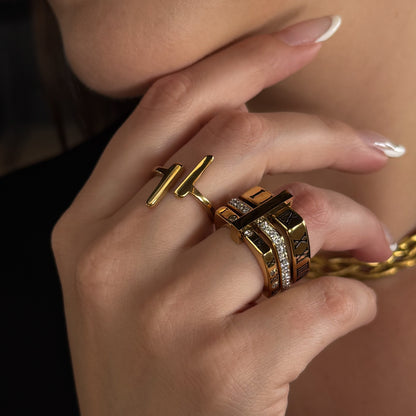 Anel Triplo Romano Luxo Banhado em Ouro 18k