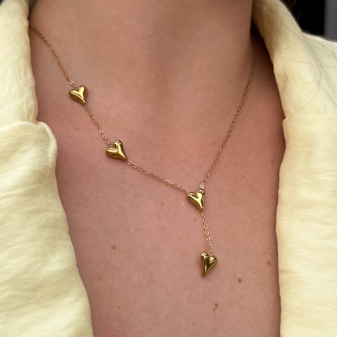 Colar Coração Charm Banhado em Ouro 18k