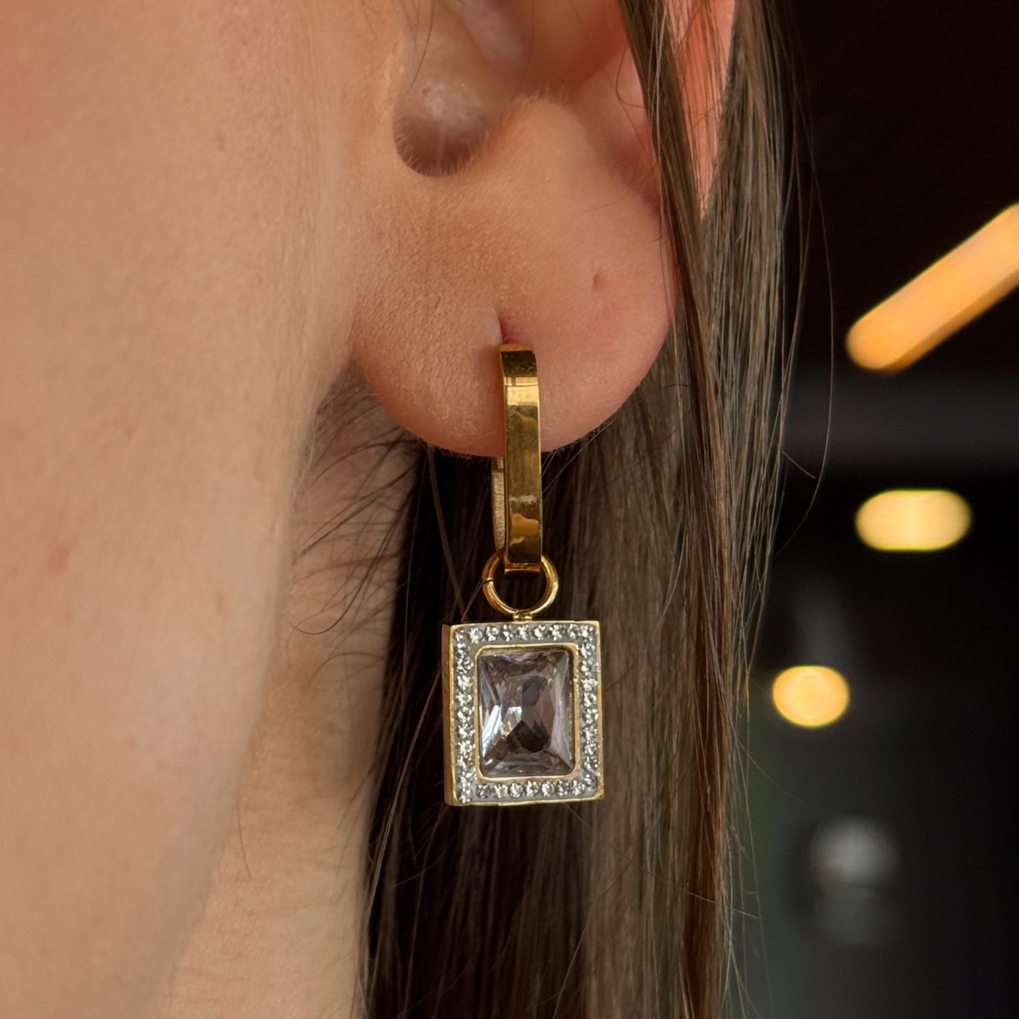 Brinco Luxo Cravejado Banhado em Ouro 18k