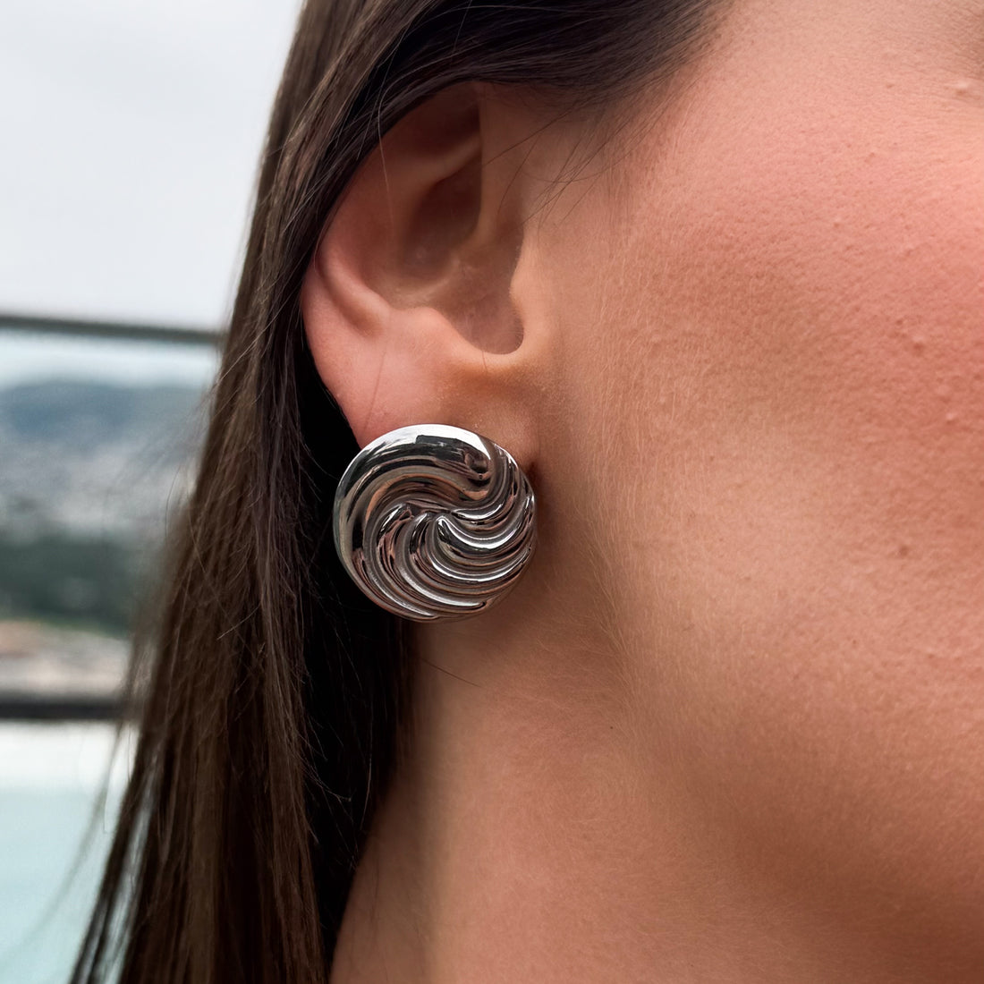 Brinco Luxo Espiral Banhado em Prata